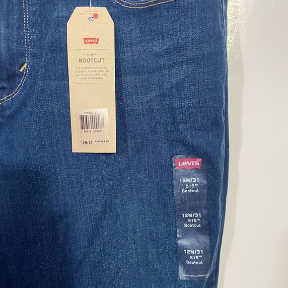 NWT Levi’s 515 Medium Wash Mid Rise Bootcut Jeans - Picture 3 of 4